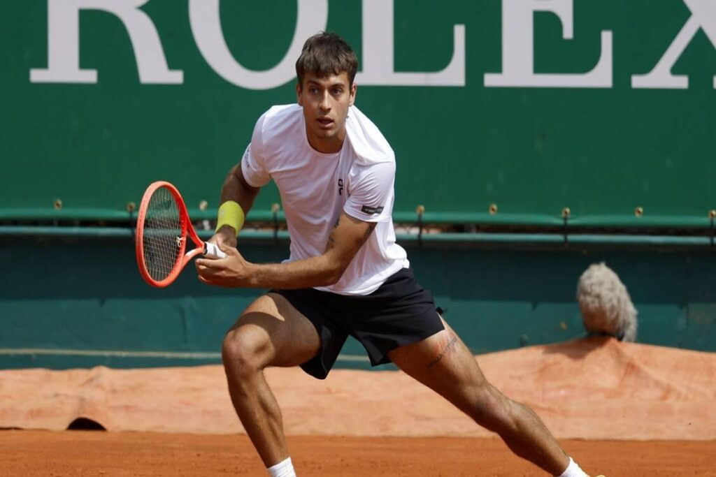 Cobolli avanza al secondo turno del torneo di Madrid: una sorpresa nel tennis italiano