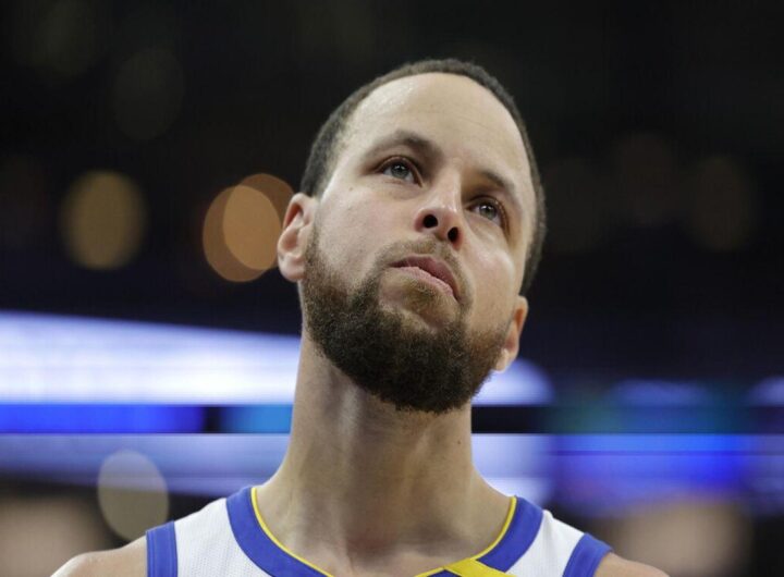 Curry incanta Memphis con una prestazione da 52 punti