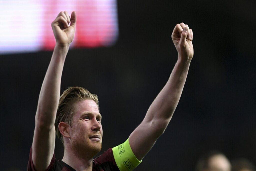 De Bruyne annuncia l'addio al Manchester City: cosa significa per il futuro del club?