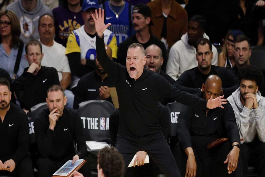 Denver Nuggets sorprendono e licenziano coach Malone: cosa significa per il futuro della squadra?