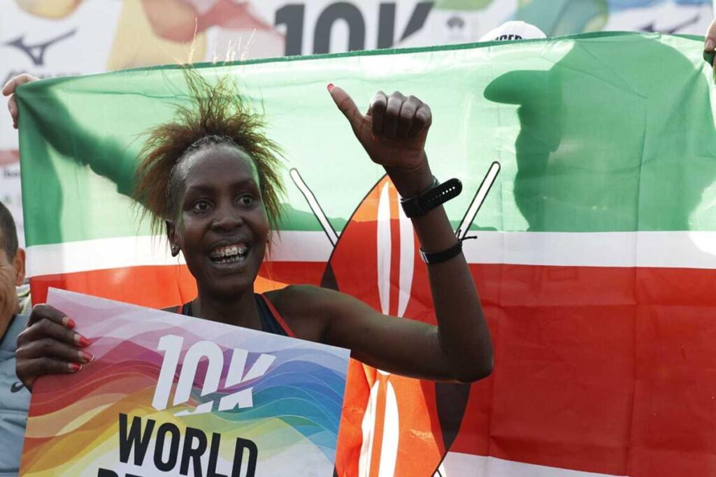 Donne in pista: un nuovo primato mondiale nei 10 km su strada