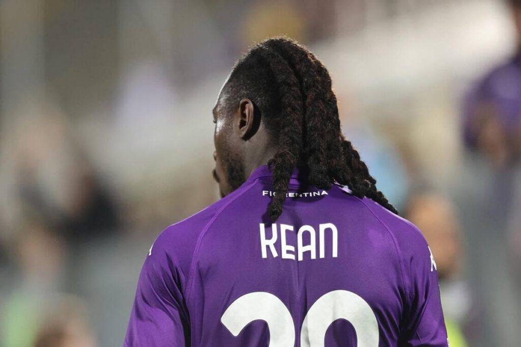 Fiorentina sorprende: Kean incluso tra i convocati per la sfida con il Siviglia