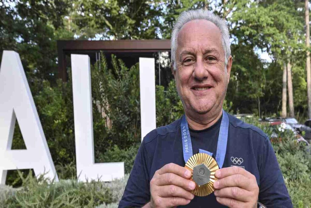 Julio Velasco riceve la laurea ad honorem dall'Università di Trieste