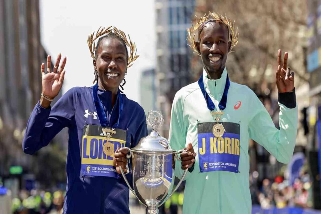 Keniani Korir e Lokedi trionfano nella storica maratona di Boston