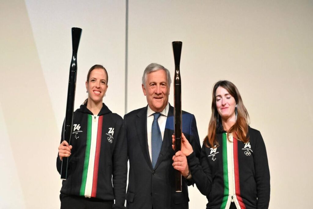 Le torce di Milano-Cortina brillano all'Expo di Osaka