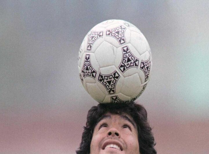 L'ex moglie di Maradona rivela: 'I medici lo avevano sequestrato, voleva che lo portassi via'