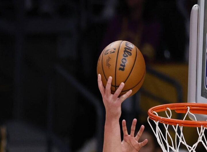 Miami sorprende Boston mentre Cleveland domina i Knicks