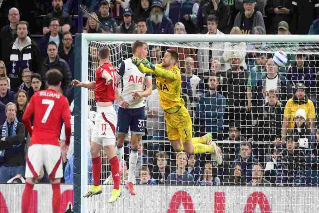 Nottingham sorprende gli Spurs e conquista il terzo posto in Premier League