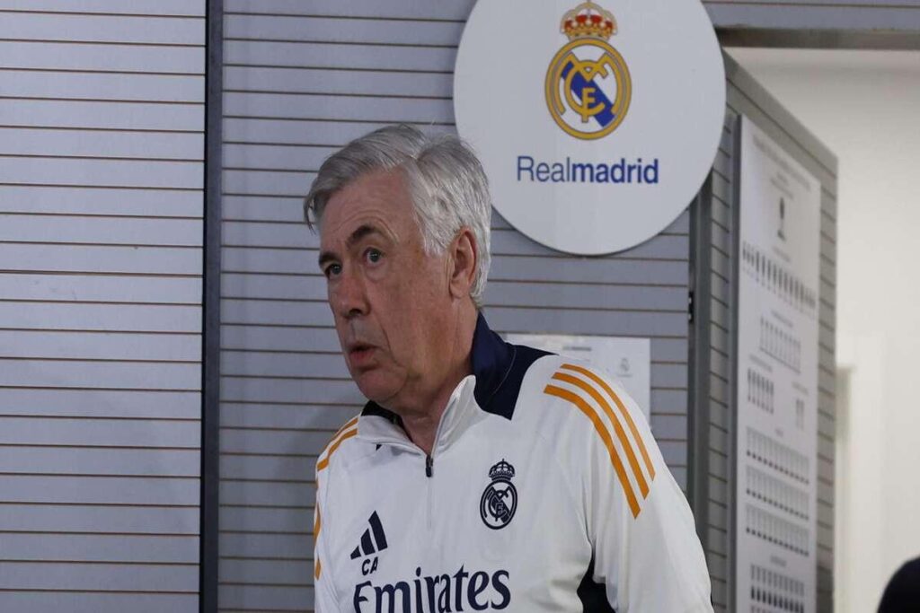 Papa Francesco chiede un minuto di silenzio per il Real Madrid prima dell'allenamento