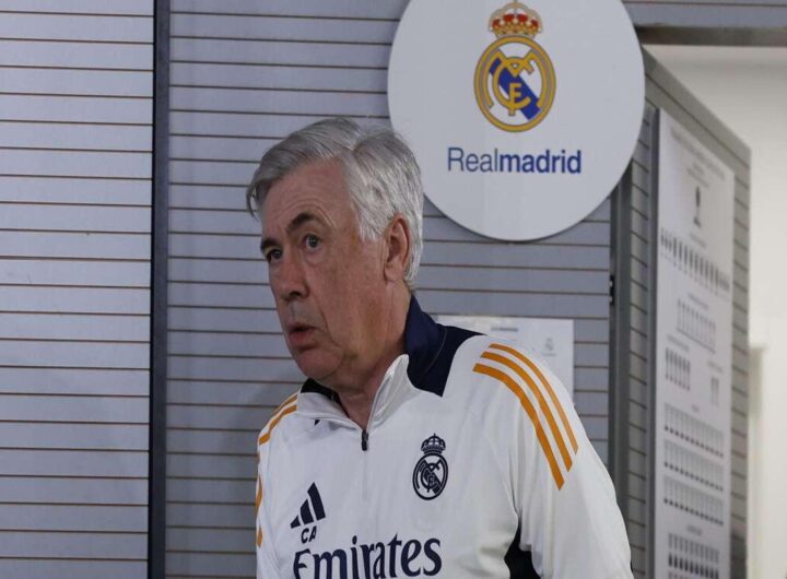 Papa Francesco chiede un minuto di silenzio per il Real Madrid prima dell'allenamento