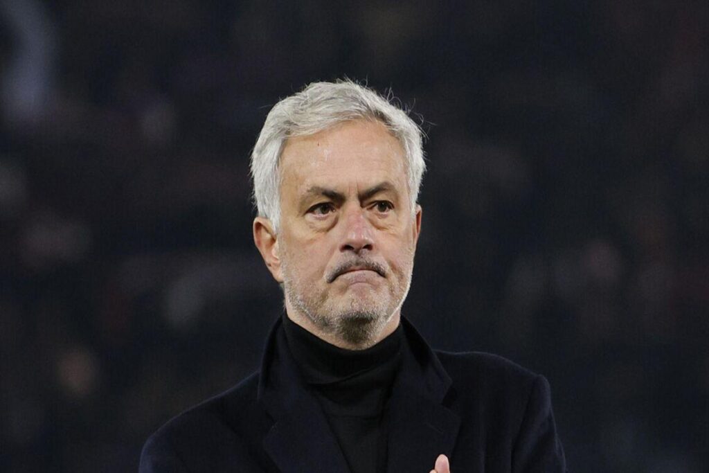 Papa Francesco elogia Mourinho: l'umiltà come chiave della grandezza autentica
