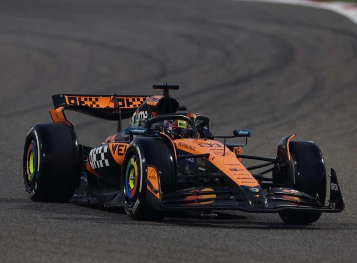 Piastri brilla nel deserto: il più veloce nelle terze libere di F1 a Bahrain
