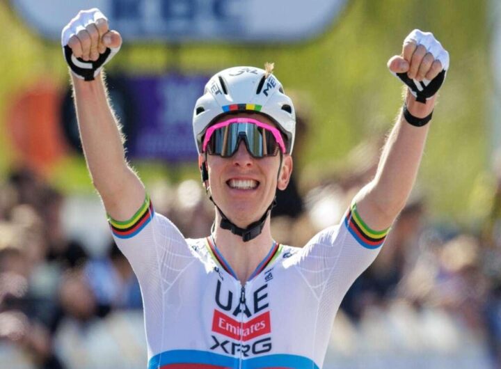 Pogacar conquista il giro delle Fiandre e si conferma campione del mondo