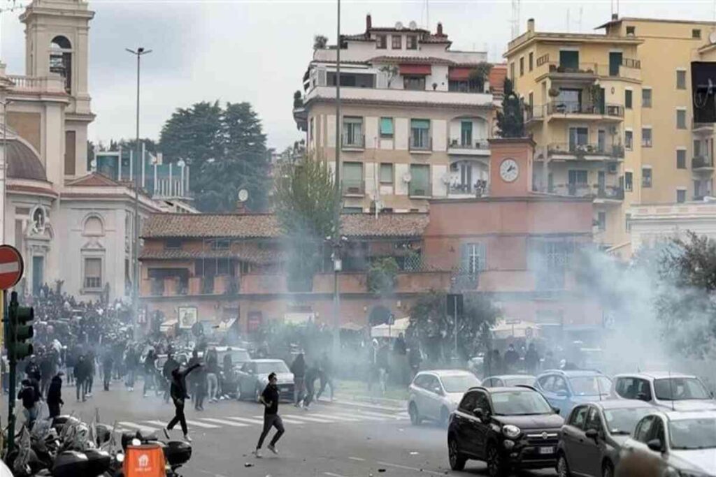 Roma si schiera contro la violenza nello sport: un appello alla pacificazione nel calcio