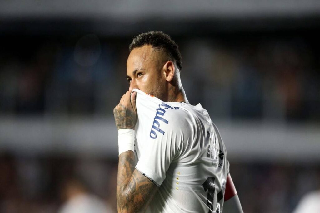 Santos in allerta per il nuovo infortunio di Neymar
