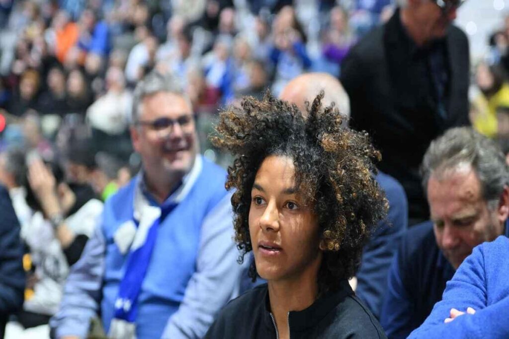Sara Gama dice addio al calcio: la Juve celebra una leggenda vivente