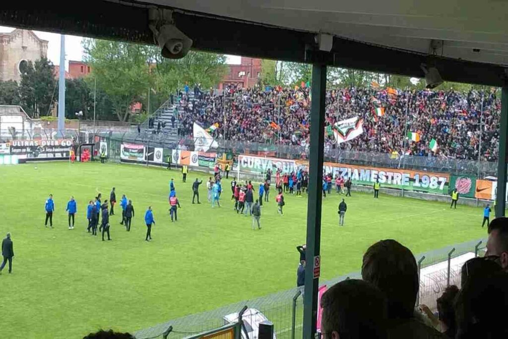 Stadio Penzo in festa: il Milan conquista Venezia con il tutto esaurito