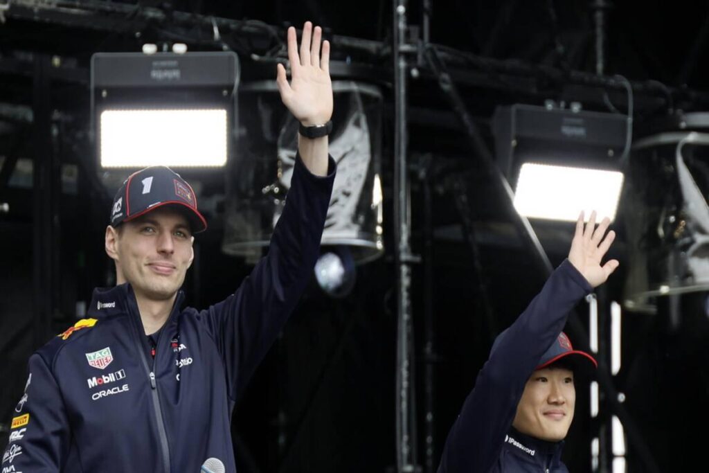 Tsunoda esplora la Red Bull: una macchina affascinante da scoprire