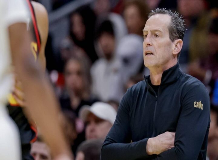 Atkinson dei Cavs trionfa: il miglior allenatore dell'anno in NBA