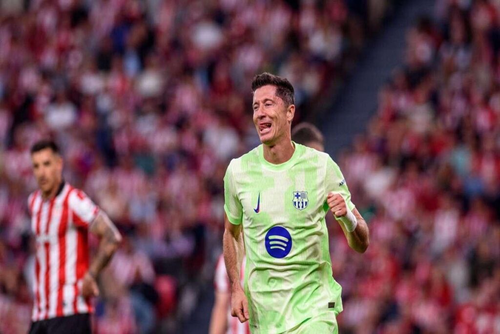 Barcellona trionfa e Lewandowski raggiunge il traguardo dei 100 gol