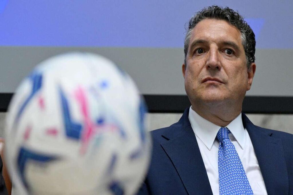 Calcio: De Siervo parla di un'ampia contemporaneità negli ultimi turni