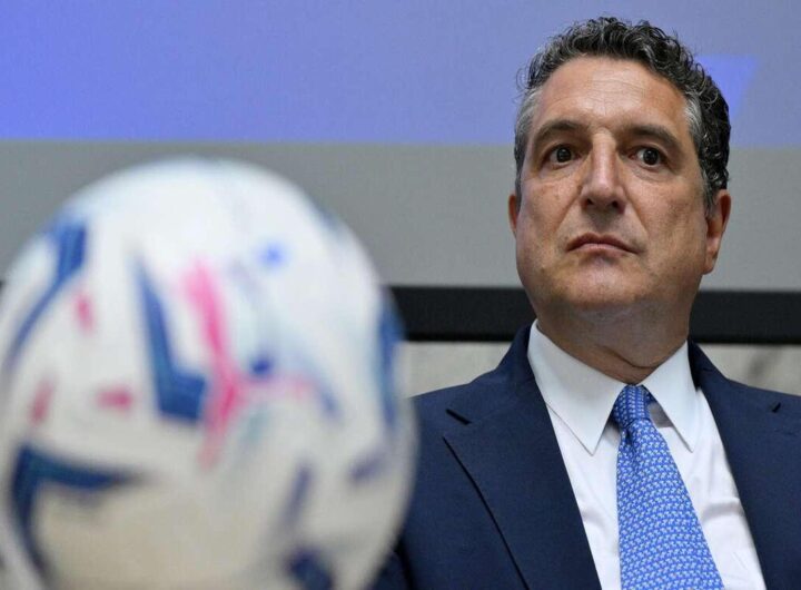 Calcio: De Siervo parla di un'ampia contemporaneità negli ultimi turni