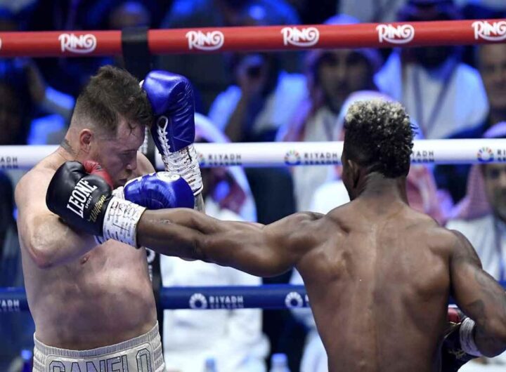 Canelo riunifica il titolo supermedi con una vittoria ai punti su Scull