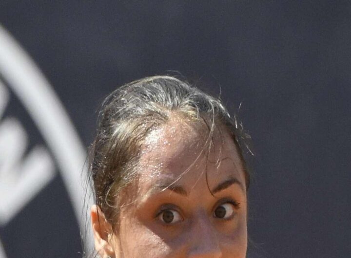 Cocciaretto fuori dal Roland Garros: la sconfitta contro Alexandrova sorprende i tifosi