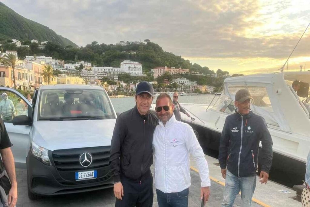 Conte festeggia il compleanno di De Laurentiis a Ischia: un evento da non perdere