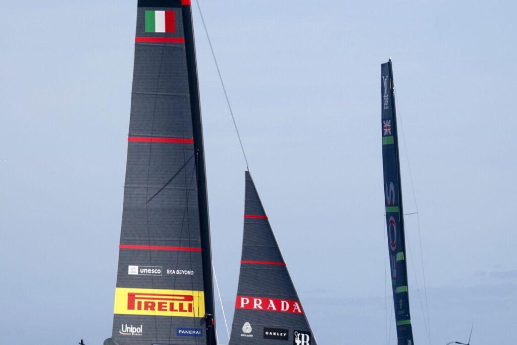 Coppa America: Napoli si prepara ad accogliere la Vuitton Cup con un programma in attesa di definizione
