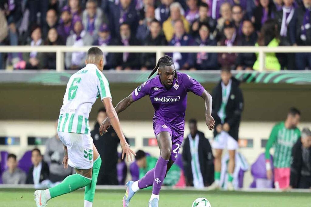 Fiorentina e Betis pareggiano 2-2, ma gli spagnoli volano in finale
