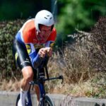 Hoole trionfa nella crono Lucca-Pisa al Giro d'Italia