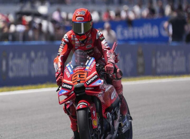 Marc Marquez fa la storia in MotoGP Francia, ma Bagnaia non molla