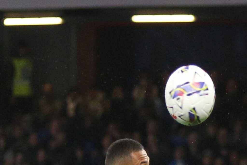 Napoli sorprende: rinnovo del contratto per Juan Jesus