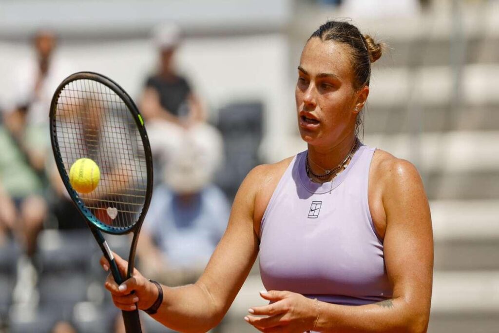 Sabalenka avanza ai quarti, Kostyuk eliminata in due set emozionanti