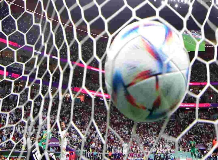 Salernitana sorprende tutti e valuta un ricorso dopo il rinvio dei play out