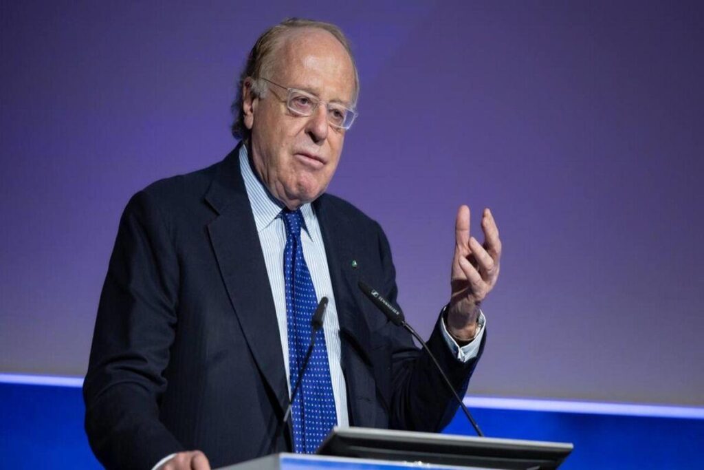 Scaroni risponde a Boban: Non capiamo di calcio? Parla di se stesso