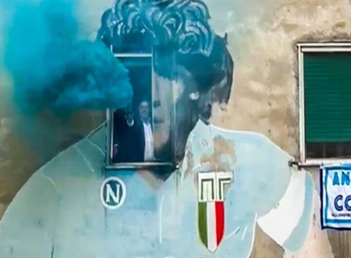 Scudetto in arrivo: il murale di Maradona si illumina di azzurro