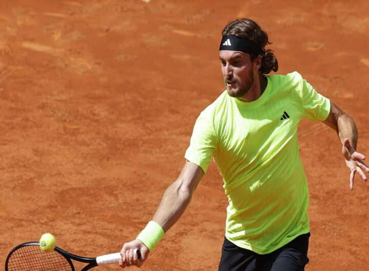 Tsitsipas supera Muller e conquista il pass per i quarti di finale agli Internazionali