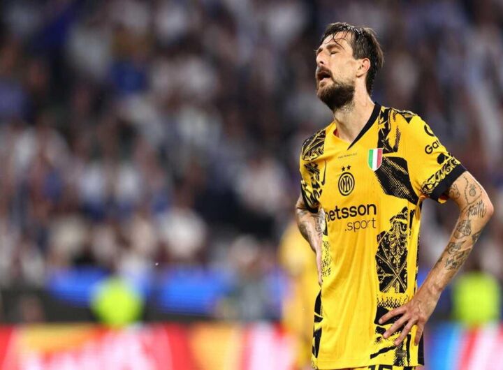 Acerbi avverte un tifoso del Psg: 'Ti sfondo di botte' durante il Mondiale club
