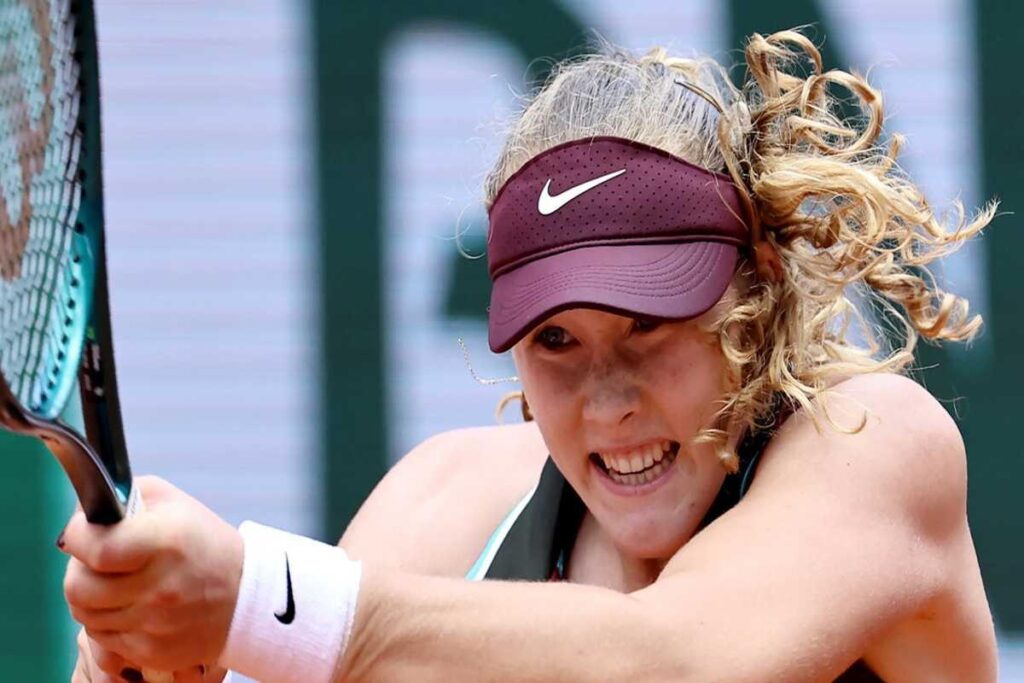 Andreeva sorprende Kasatkina e conquista i quarti di finale del Roland Garros