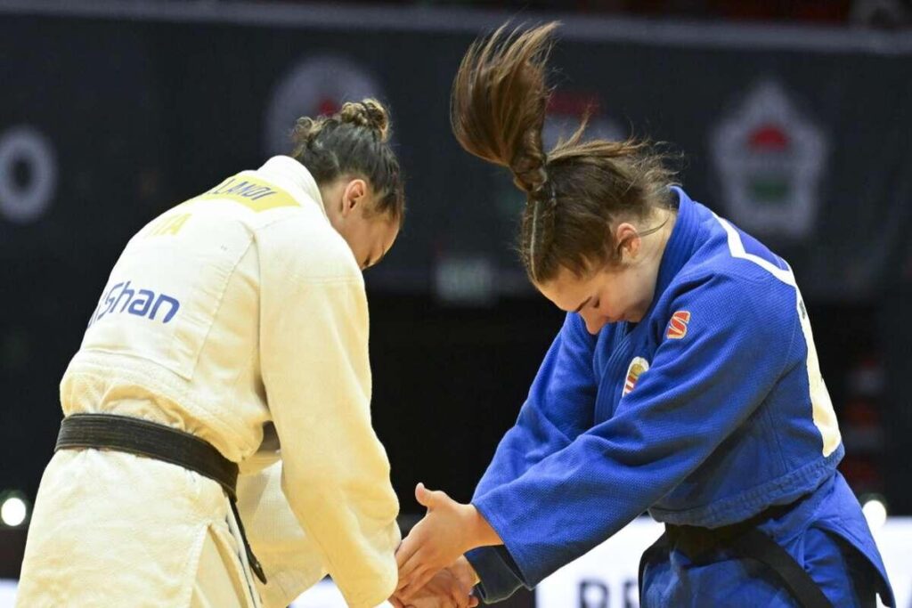 Bellandi conquista l'oro ai Mondiali di judo: un trionfo azzurro da ricordare