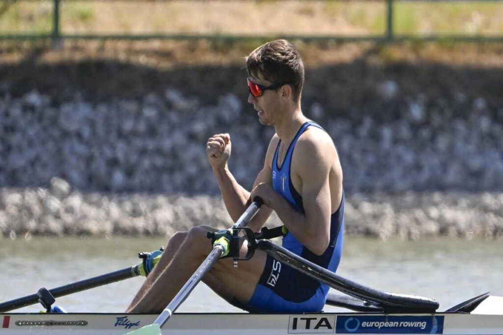 Canottaggio: azzurri in finale alla Coppa del mondo con 16 equipaggi in gara