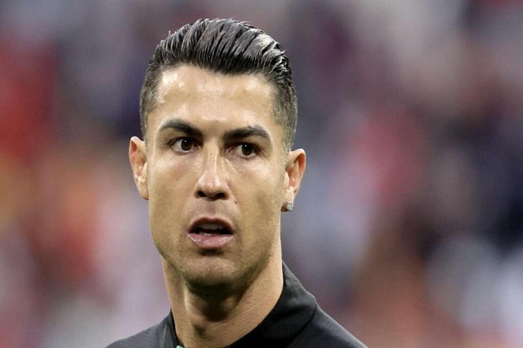Cristiano Ronaldo prolunga la sua avventura con Al Nassr fino al 2027