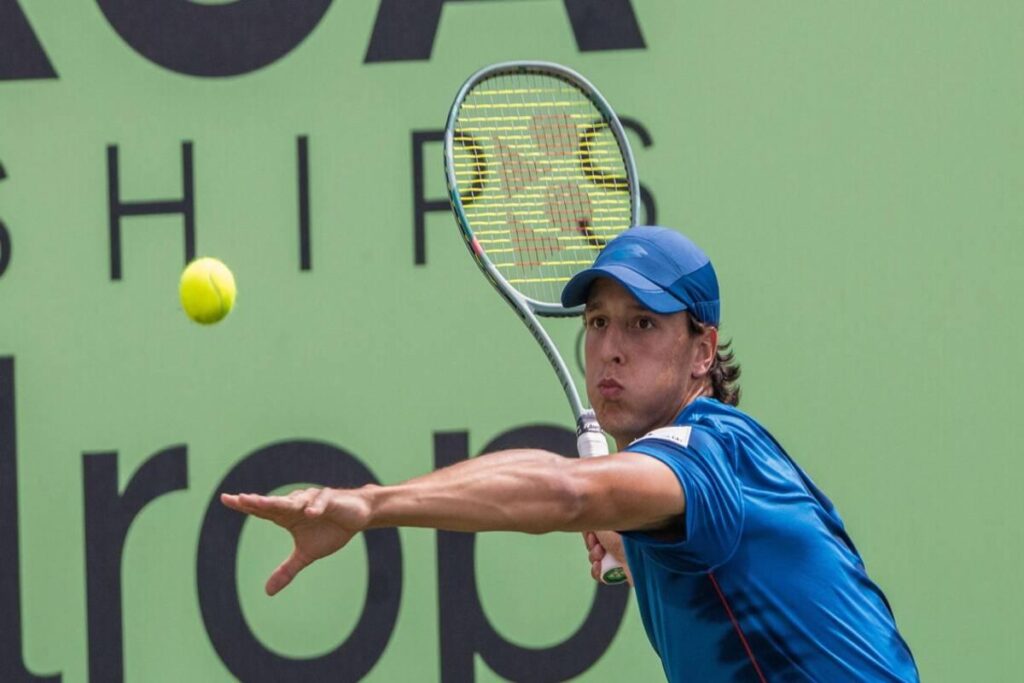 Darderi esce di scena all'esordio ad Eastbourne, Giron si impone con determinazione