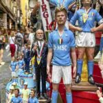 De Bruyne a Napoli: il calciatore tra arte e tradizione natalizia