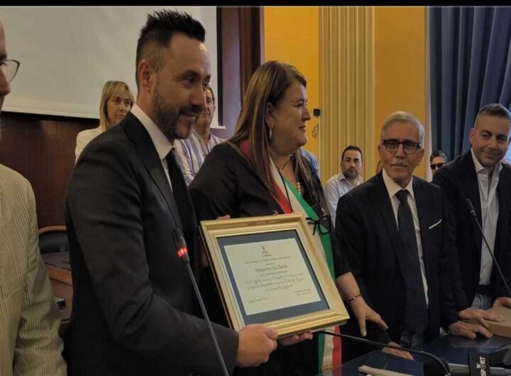 De Zerbi diventa cittadino onorario di Foggia: un riconoscimento che vale più di un trofeo