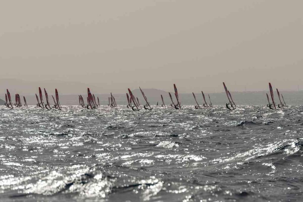 Europei iQFoil Youth & Junior: Arzachena si prepara a un'estate di vento e sfide sul mare