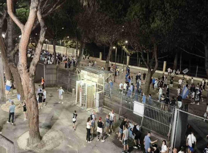 Il Pescara celebra il ritorno in B con una notte indimenticabile
