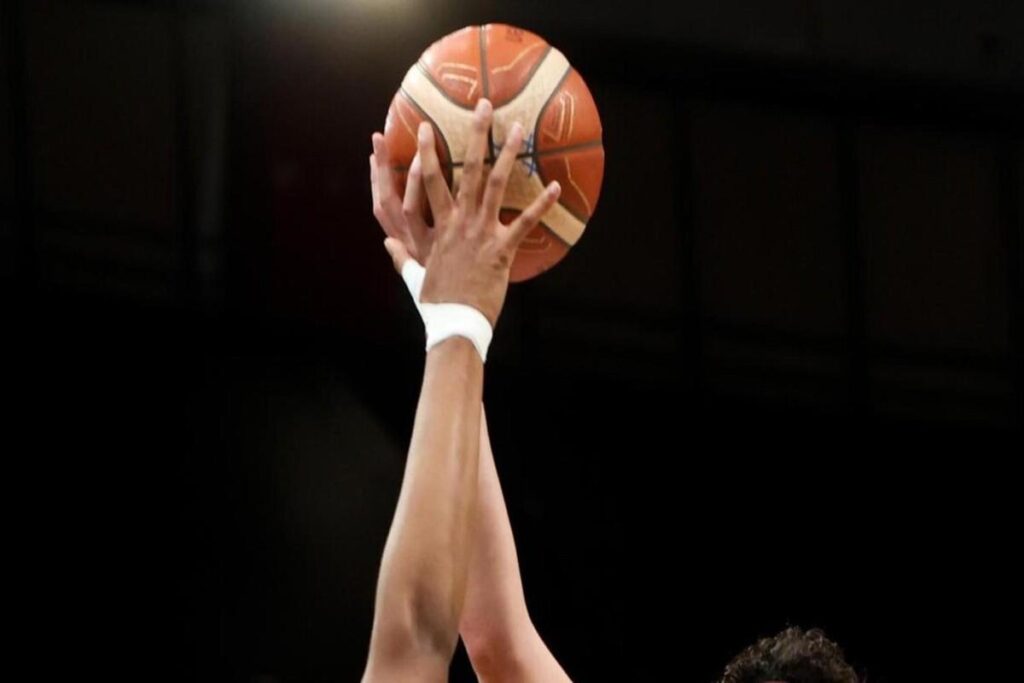 Italia contro Lituania: una sfida decisiva per il primo posto nel girone di Eurobasket donne